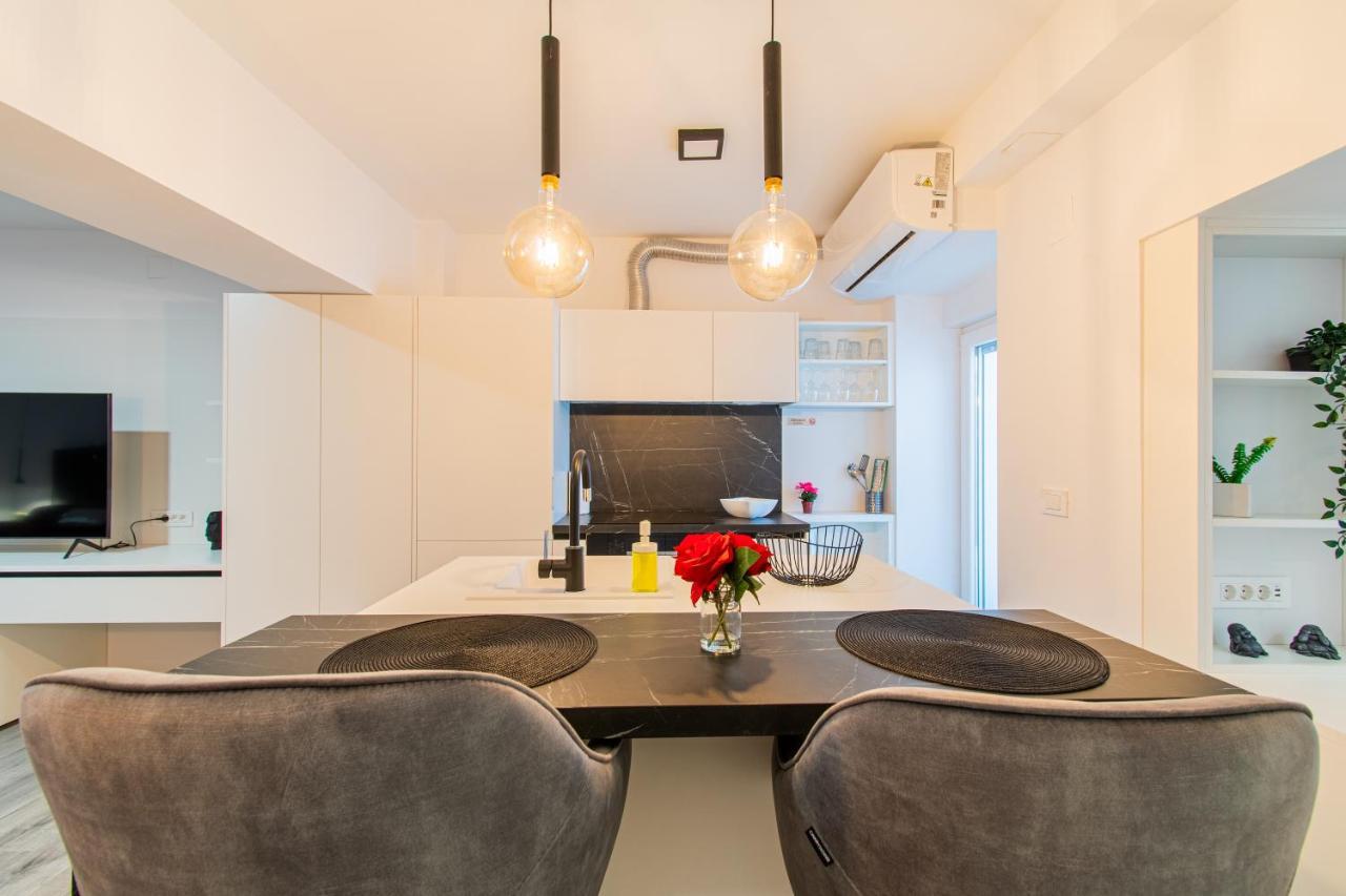 Flexible Selfcheckins 45 - Zagreb - New - Center Apartment Ngoại thất bức ảnh